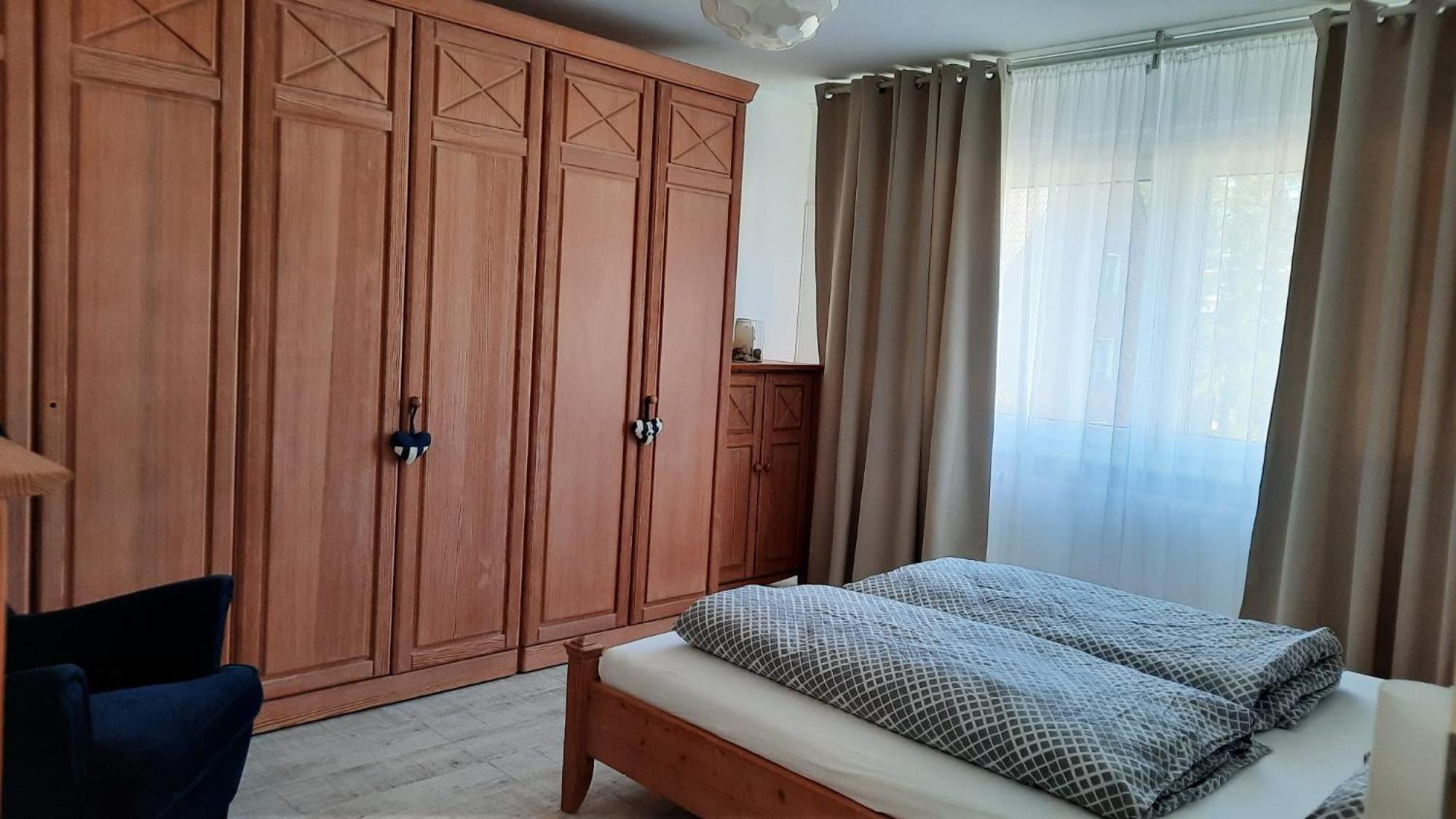 Ruhig Gelegene 2-Zi Fewo, Wallbox, Balkon Essen Exterior foto