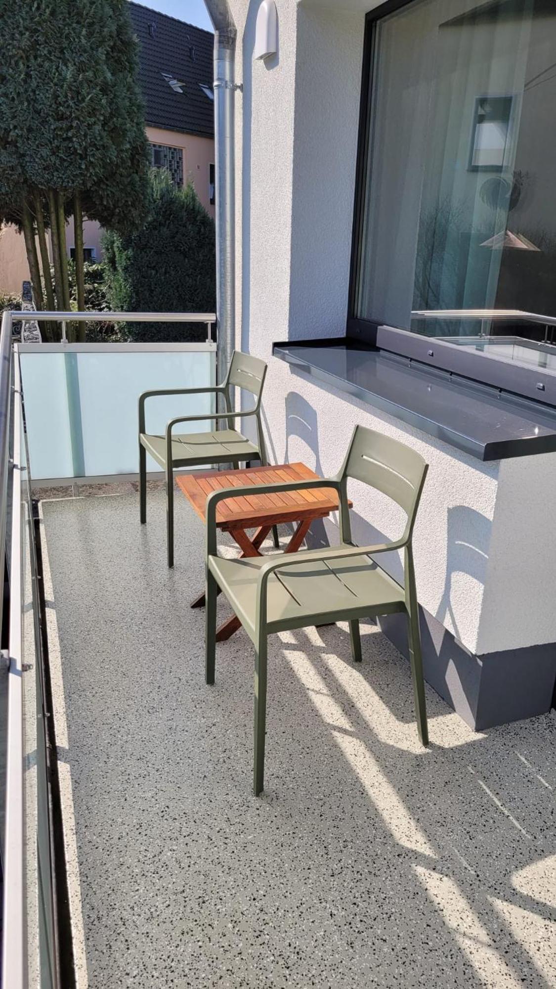 Ruhig Gelegene 2-Zi Fewo, Wallbox, Balkon Essen Exterior foto